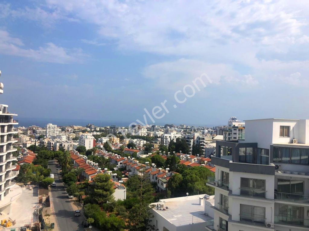 GİRNE MERKEZ'DE ULTRA LÜKS PENTHOUSE  2+1 DAİRE   0542-8885177