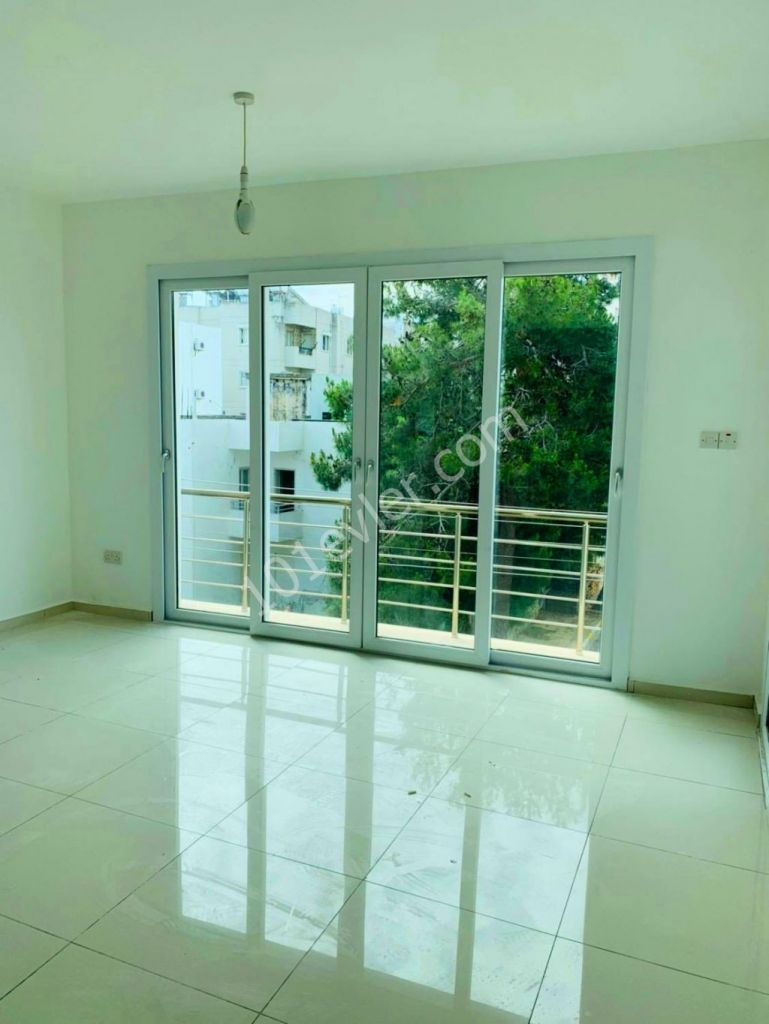 Flat To Rent in Girne Merkez, Kyrenia