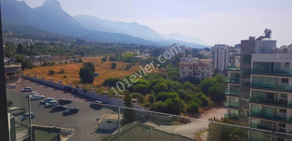 Flat To Rent in Girne Merkez, Kyrenia