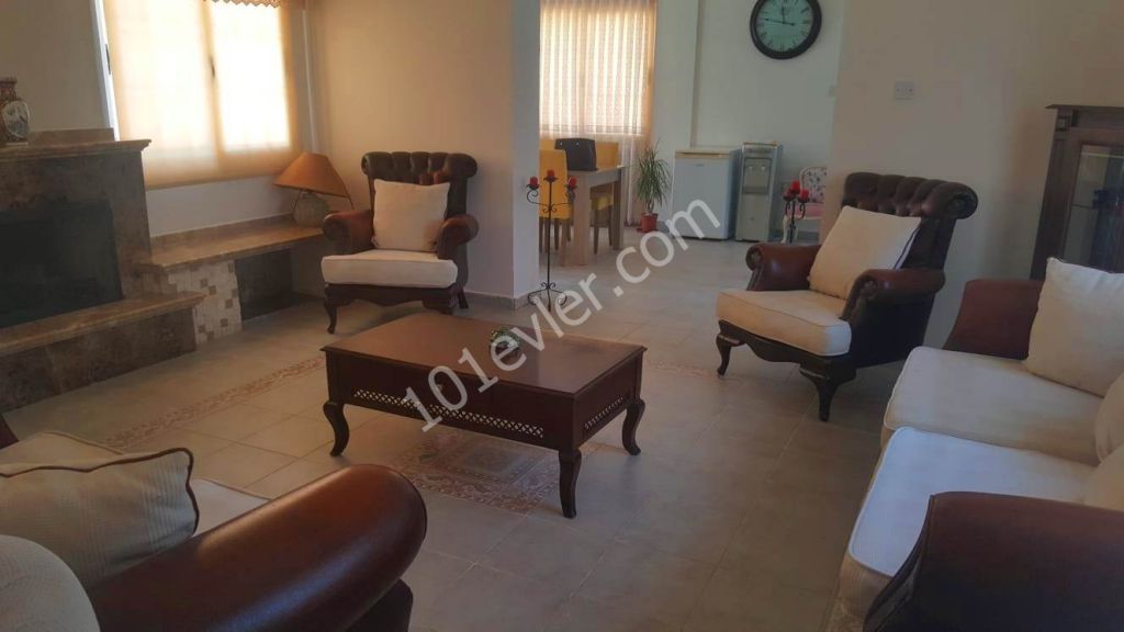 KARAKUM DA DENİZ KENARINDA GENİŞ BAHÇELİ 3+1 BUNGALOW DENİZE 200 M MESAFE   0542-8885177