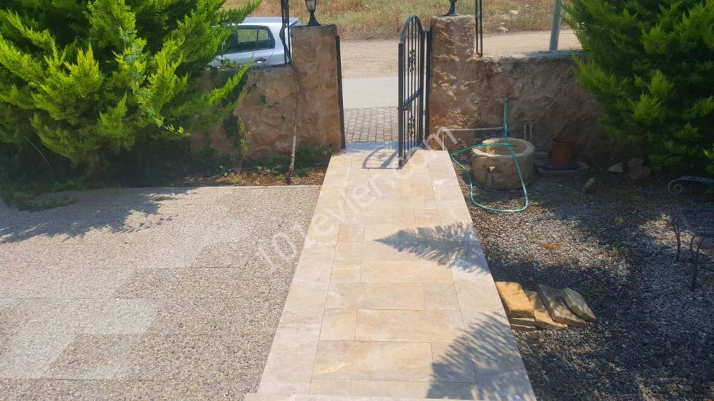 Bungalow To Rent in Karakum, Kyrenia