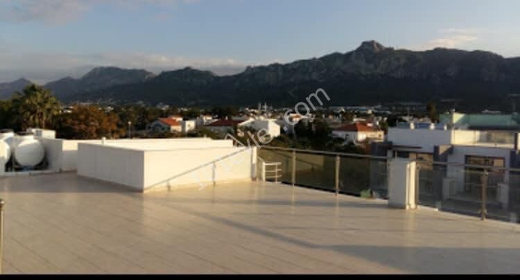 Penthouse To Rent in Karaoğlanoğlu, Kyrenia