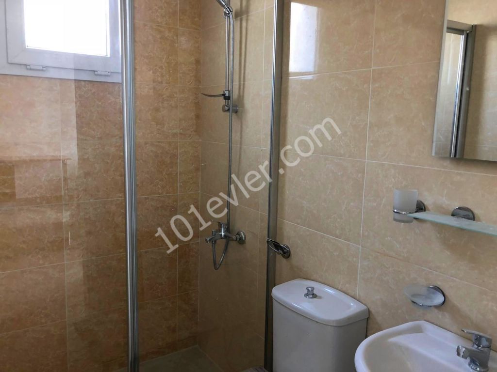 Flat To Rent in Girne Merkez, Kyrenia