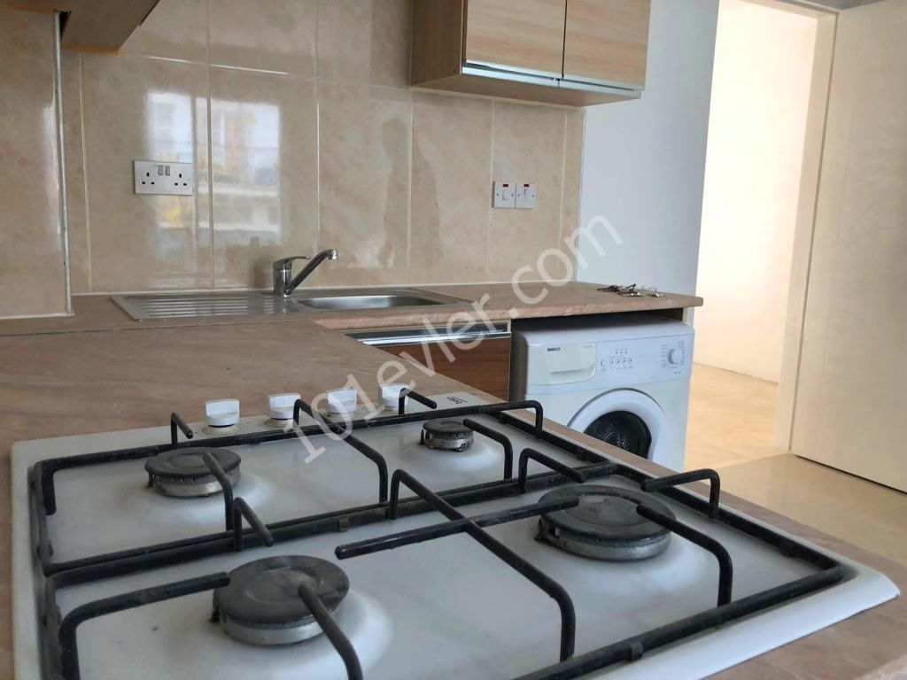 Flat To Rent in Girne Merkez, Kyrenia