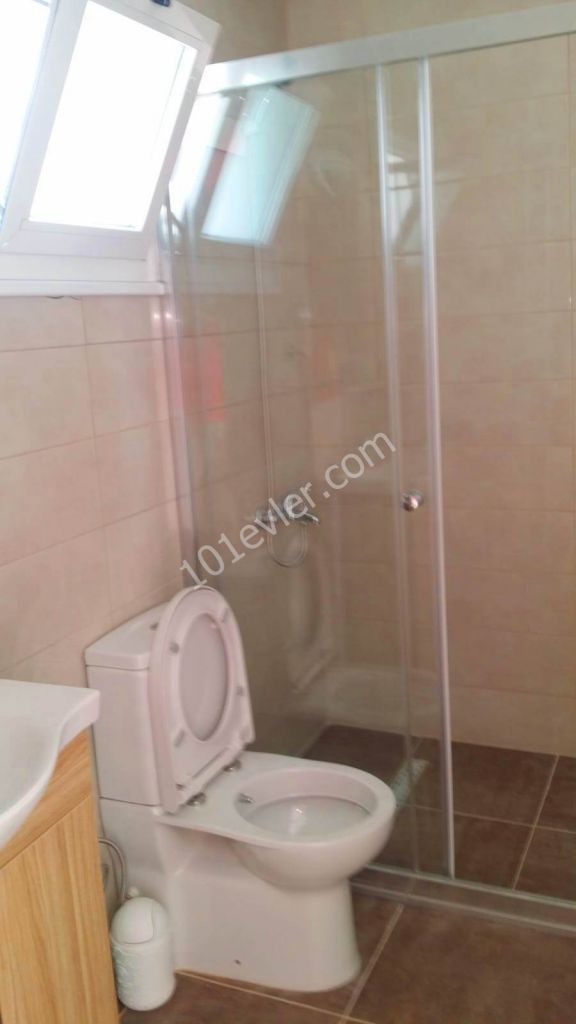 Flat To Rent in Karaoğlanoğlu, Kyrenia