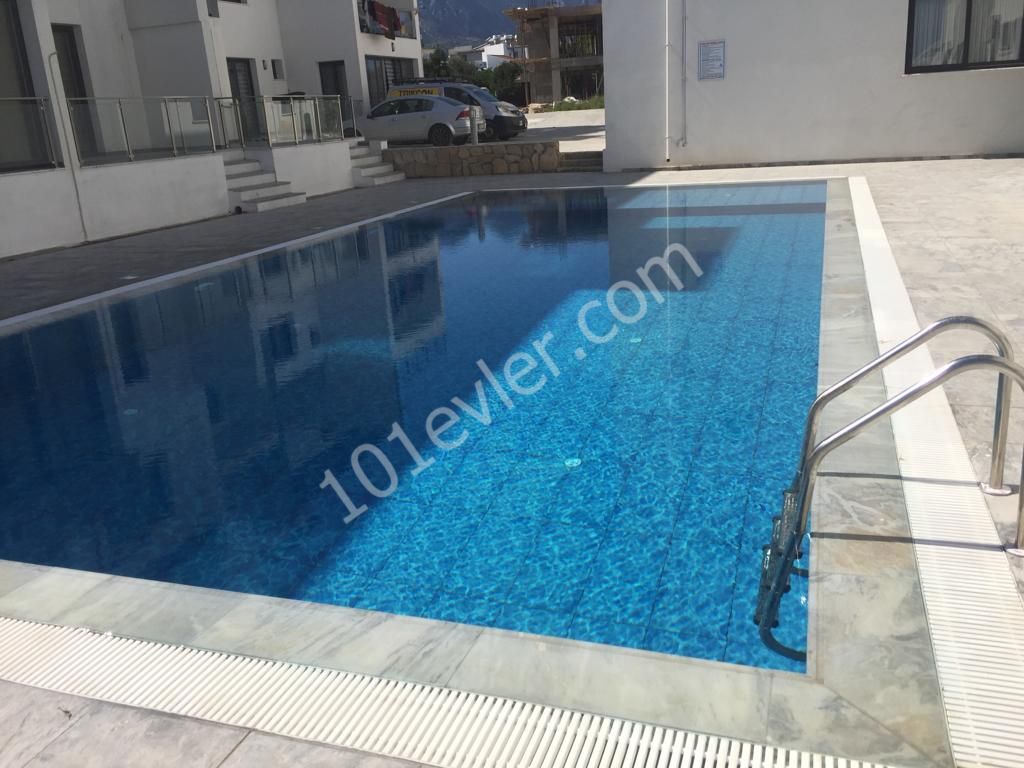 Alsancak bölgesinde 1 yatak odalı full esyalı dairemiz 