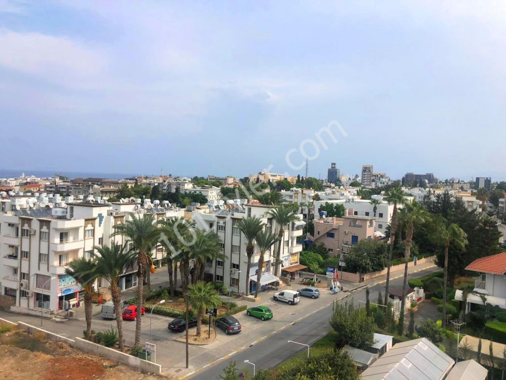 Penthouse To Rent in Girne Merkez, Kyrenia