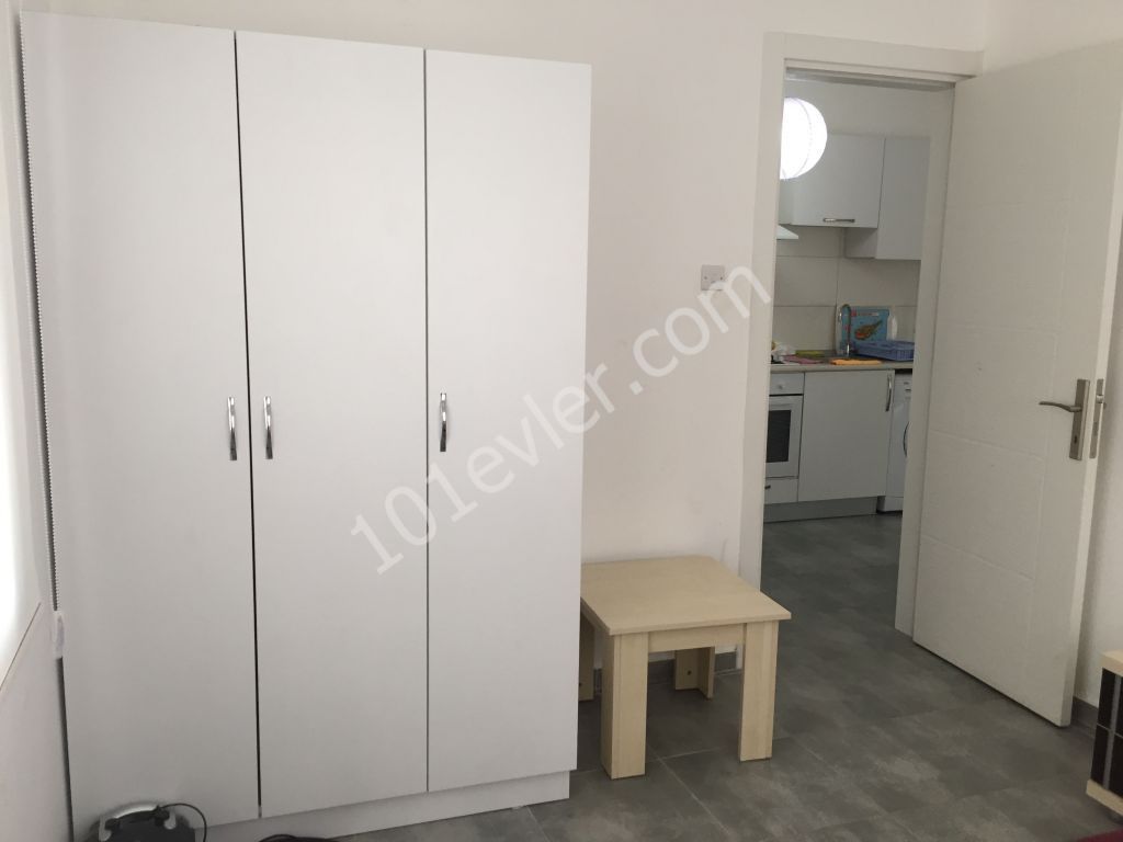 Flat To Rent in Karaoğlanoğlu, Kyrenia