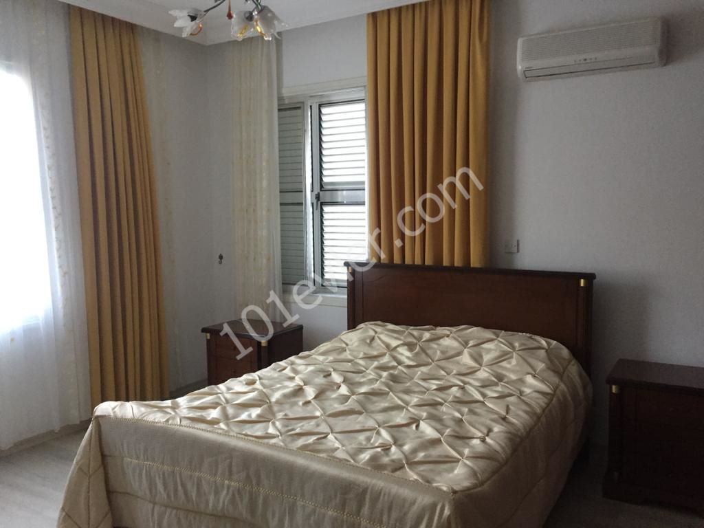 Flat To Rent in Girne Merkez, Kyrenia