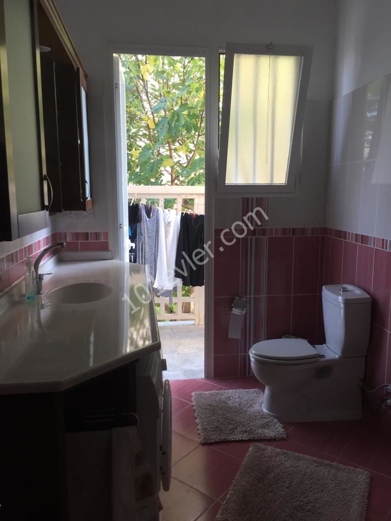 Flat To Rent in Girne Merkez, Kyrenia