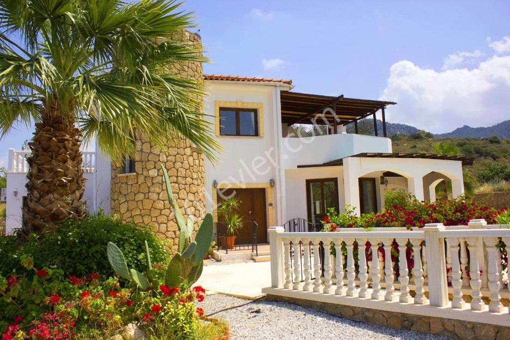 Villa  in Bahçeli, Kyrenia