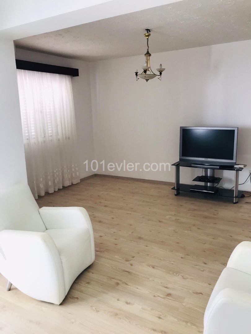 Flat To Rent in Girne Merkez, Kyrenia