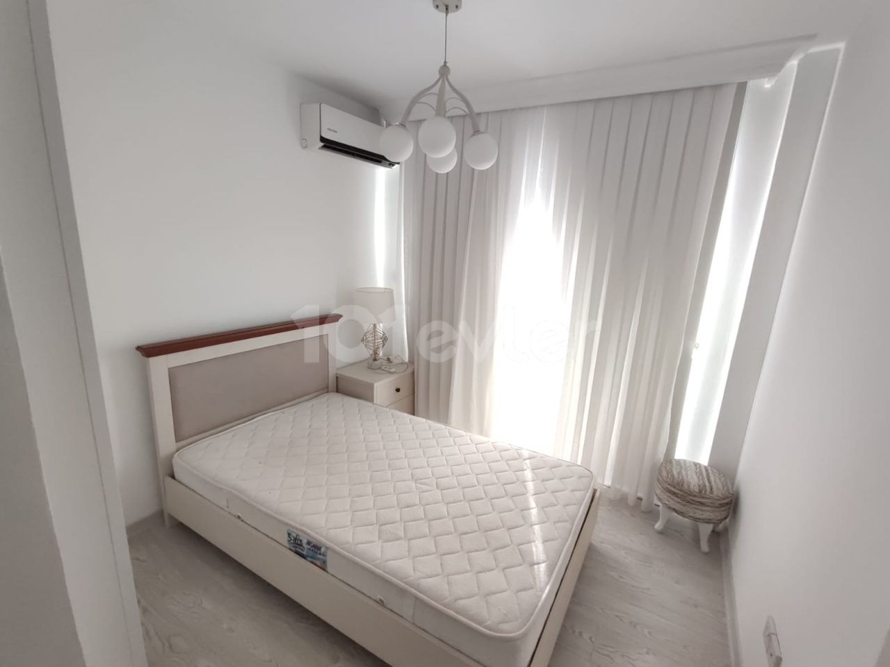 Luks 3+1 Penthouse Kyrenia Centre £750