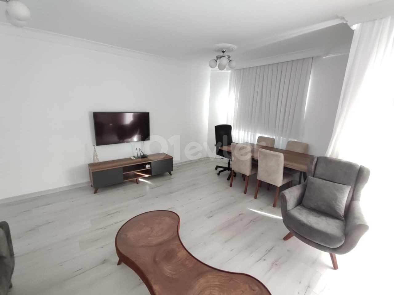 Luks 3+1 Penthouse Kyrenia Centre £750