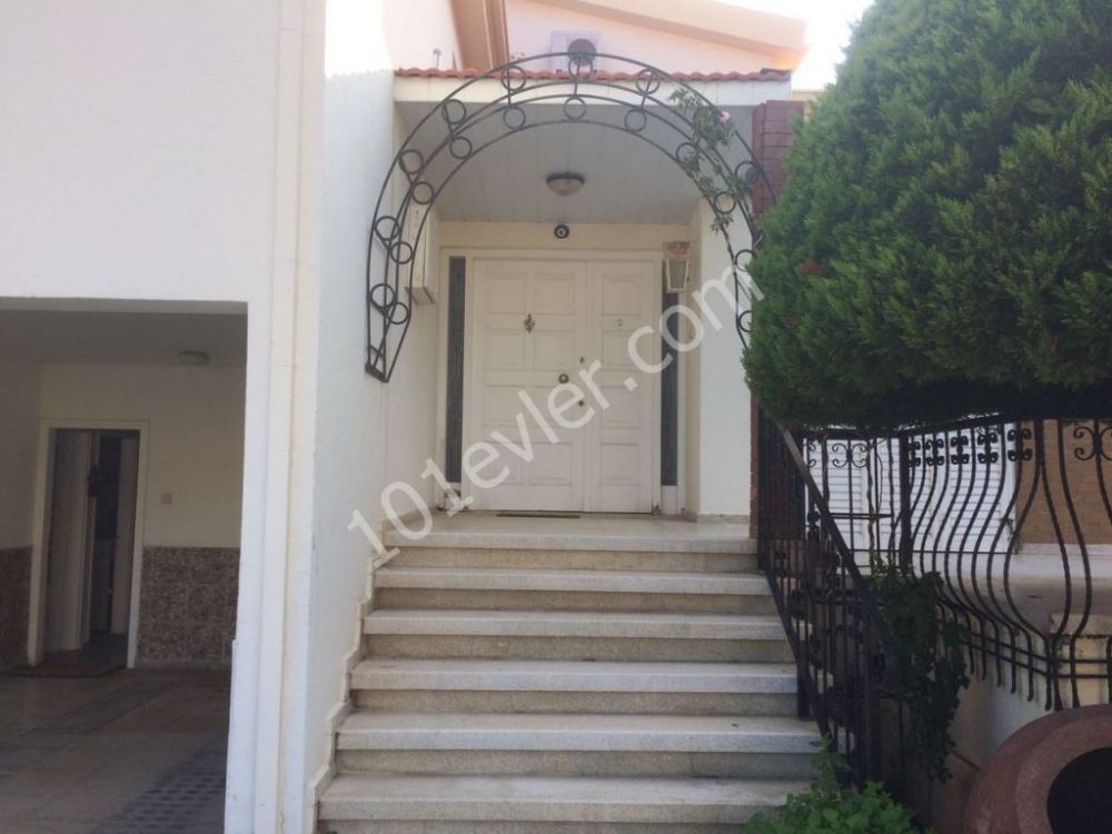 Villa For Sale in Karaoğlanoğlu, Kyrenia