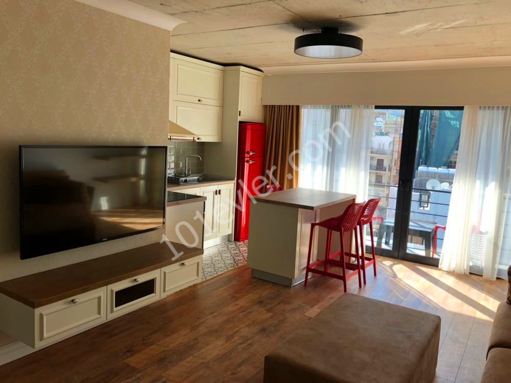 Flat To Rent in Girne Merkez, Kyrenia