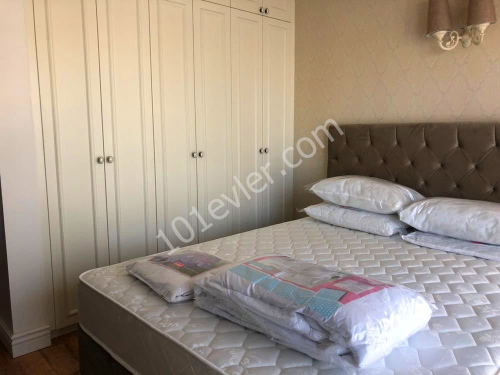 Flat To Rent in Girne Merkez, Kyrenia