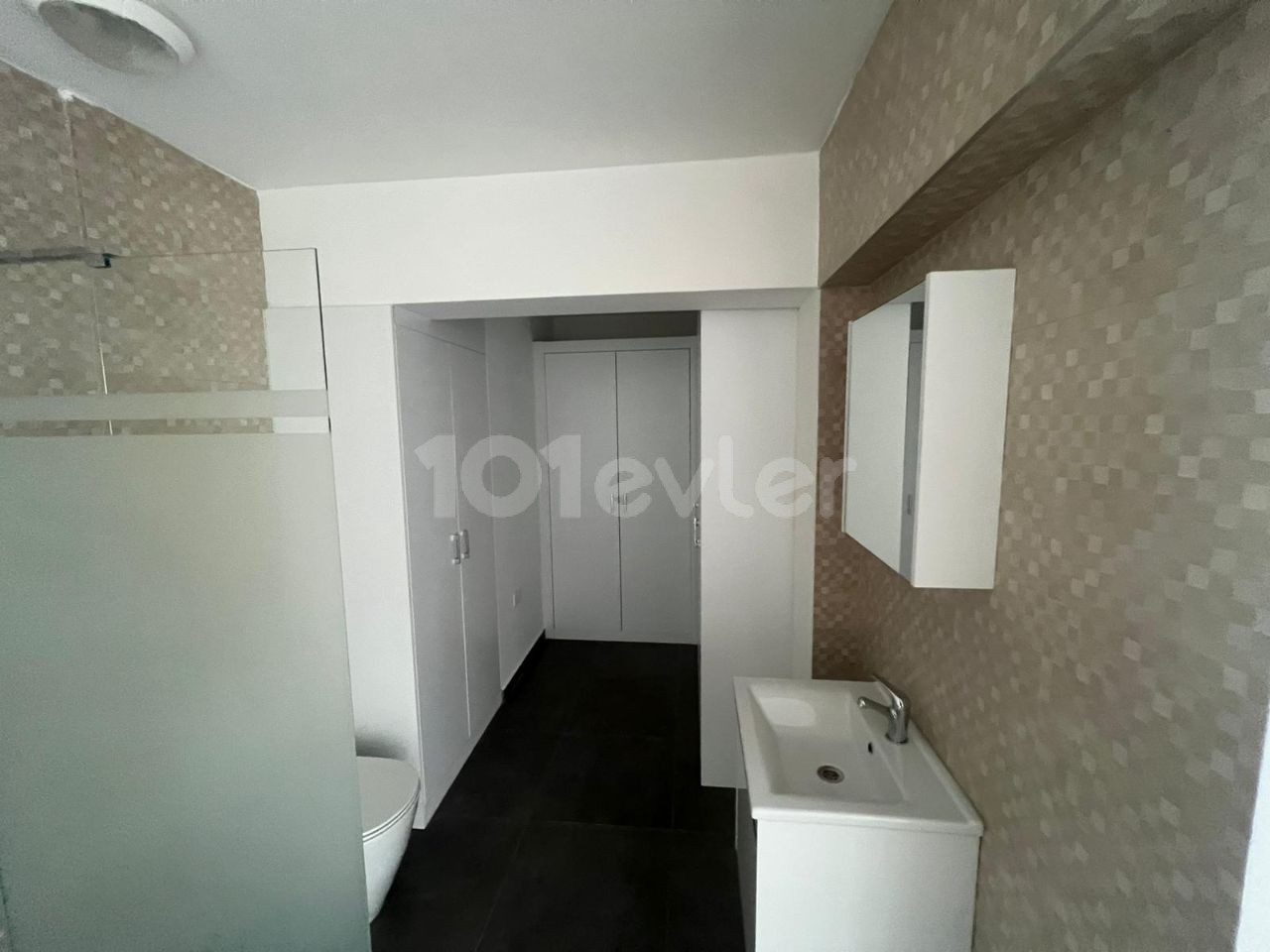 Girne Merkezde Tam 189M2 İki Katlu Dublex Penthouse Sıfır!