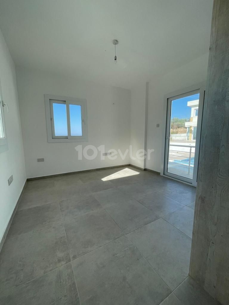 Villa in Alsancak, Kyrenia, mit unverbautem Meerblick, Ratenzahlung möglich