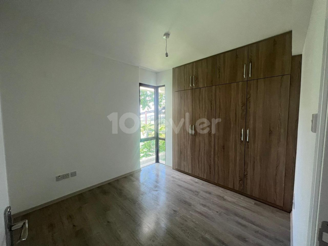 3+1 Flat Ready to Move in the Center of Kyrenia, 2 Years Installment Opportunity