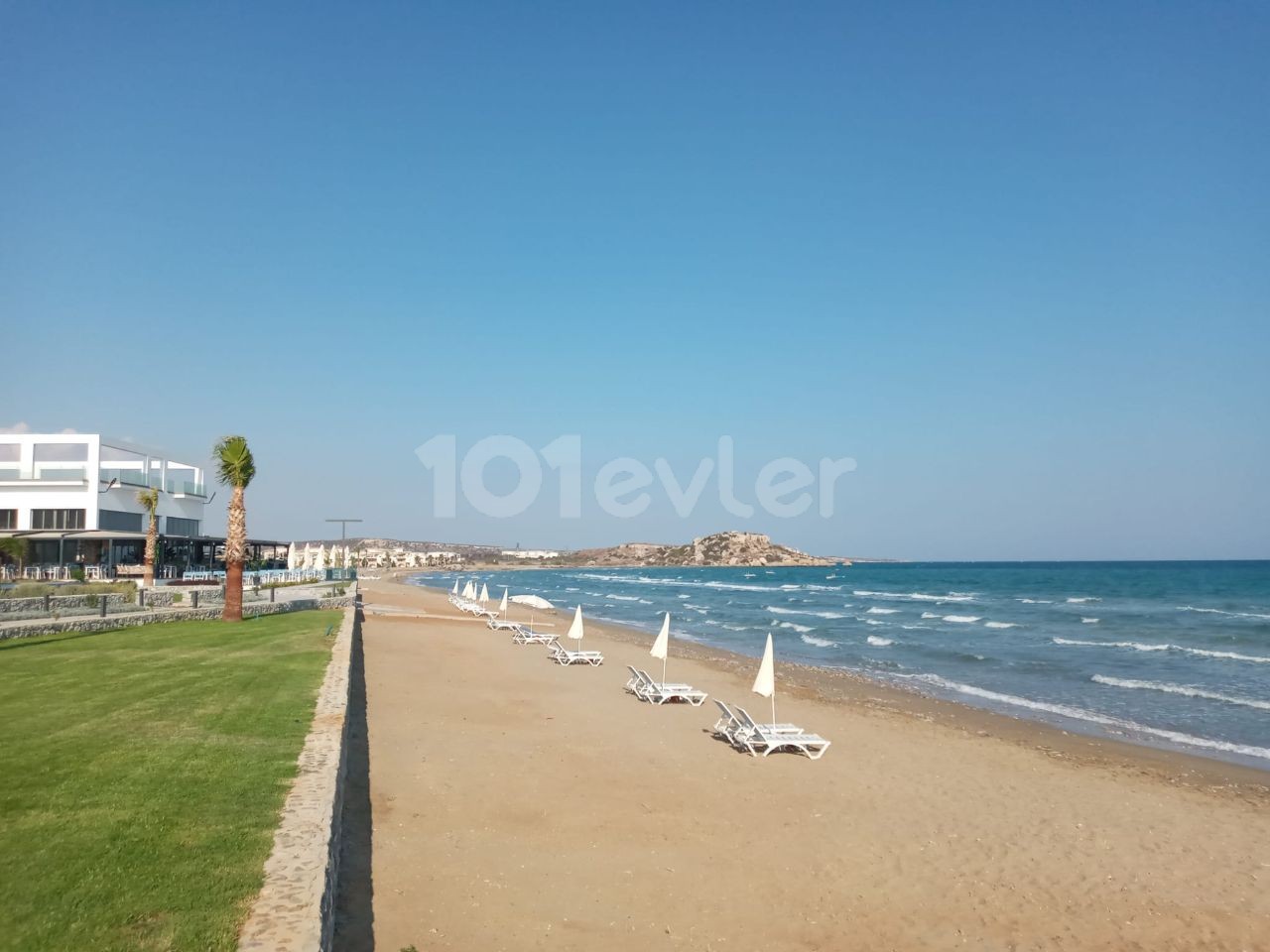 Iskele Bosphorus, Fourseasons-Standort Kirakik am Meer, voll möbliert 1+1