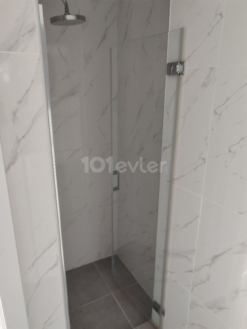 2+1 spacious penthouse for sale in Kyrenia Center Akacan Site