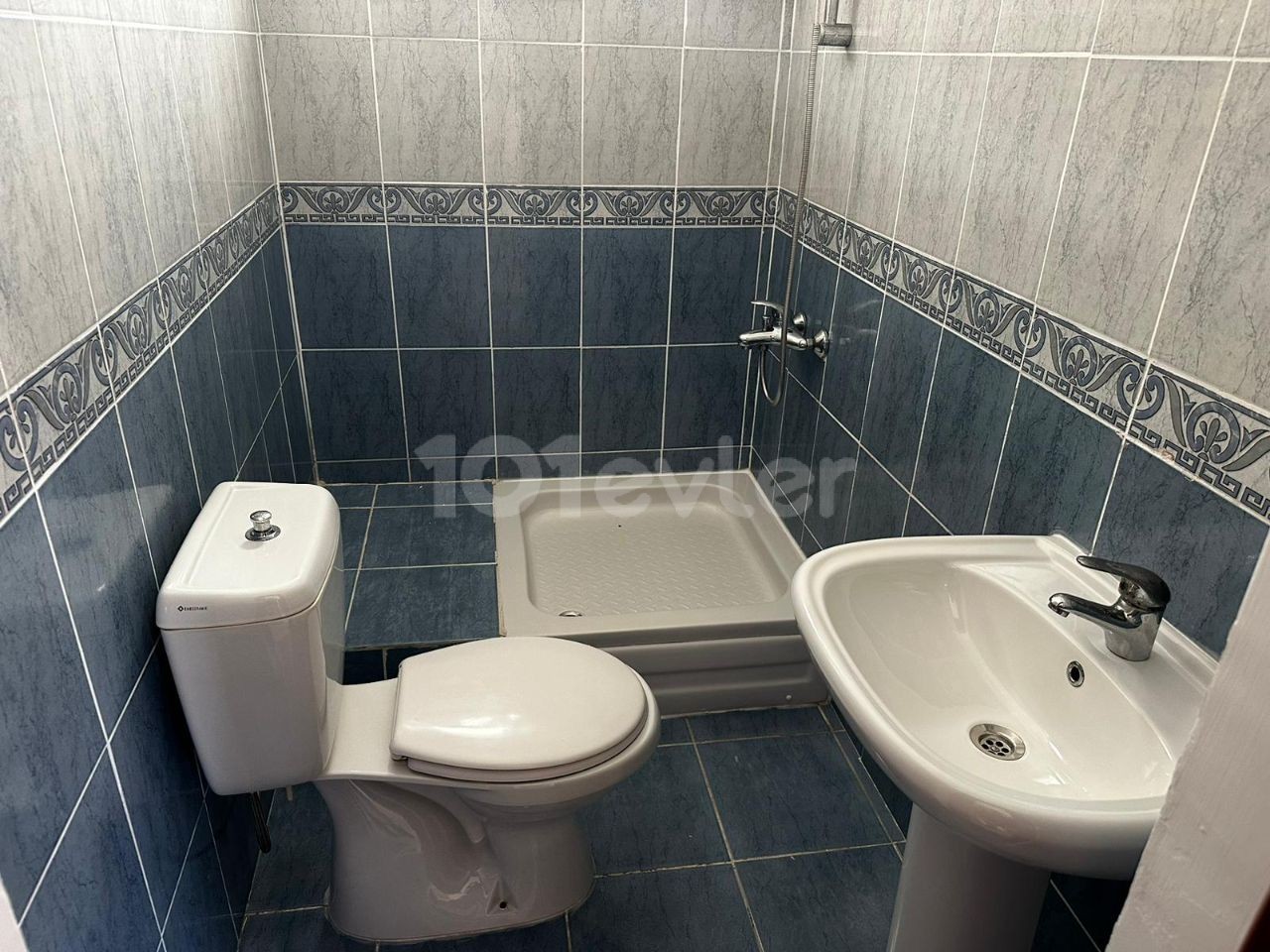 Karakum Grand Pasha Hotel, tam arkasında, Girne Merkezde kiralık 4+1 Penthouse