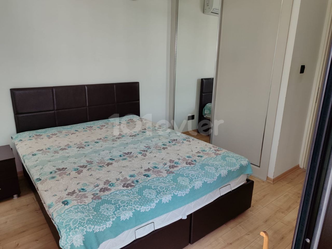 Girne Merkez, Barış Parkı ile Bektaş Market arasında, yeni bina 2+1 Kiralık