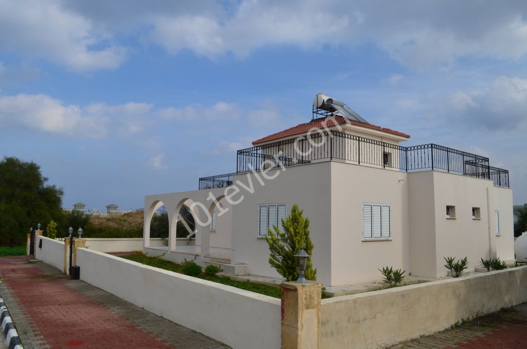 Villa To Rent in Alsancak, Kyrenia