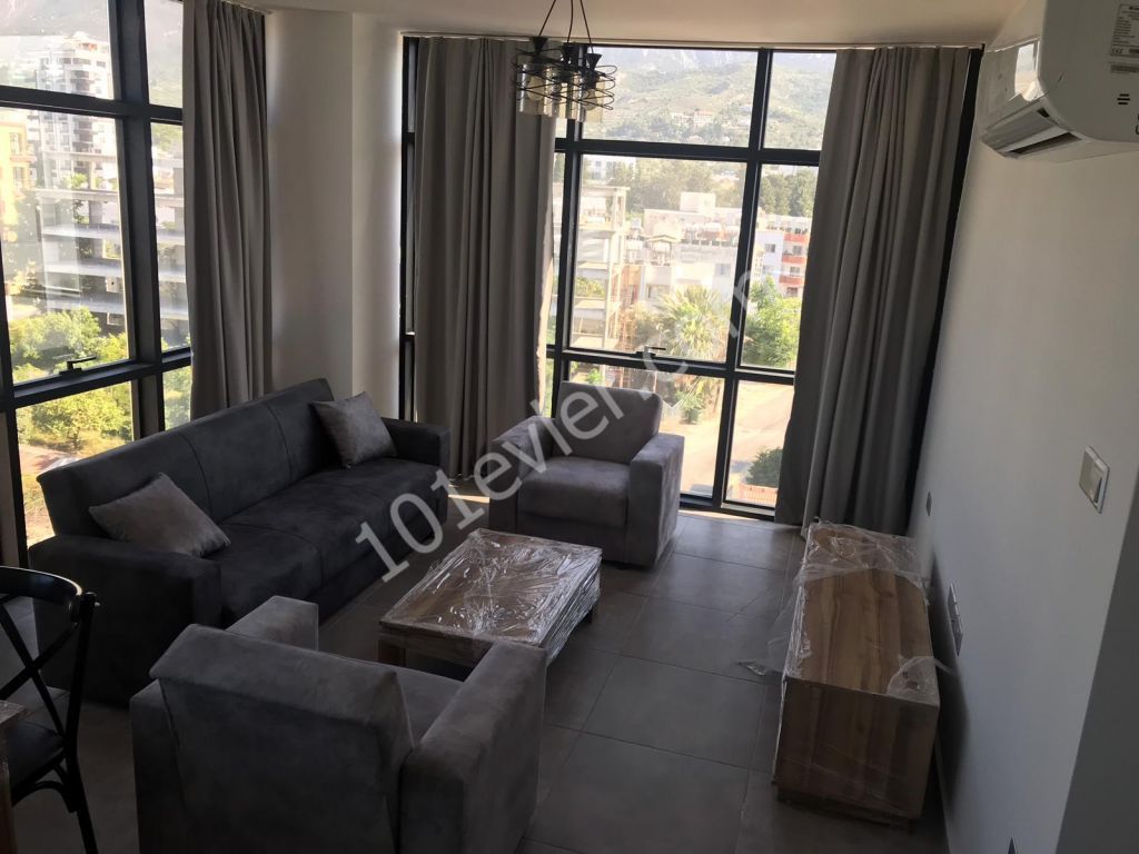 Girne Merkezde Kiralık Eşyalı 2+1 sıfır esyalı daireler