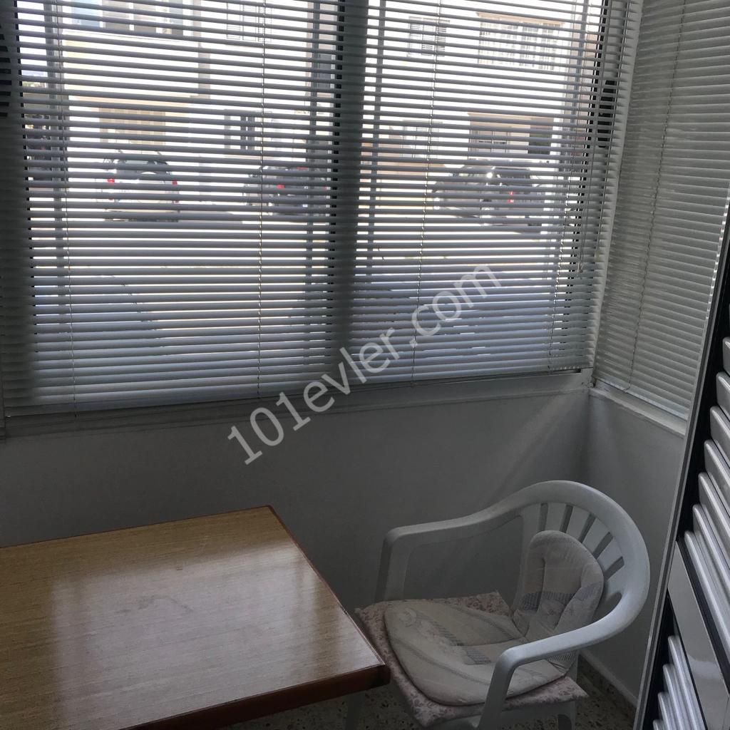 Lefkoşa Gönyeli belediyesine 5 dk yurume mesafesinde kiralık 3+1 daire  