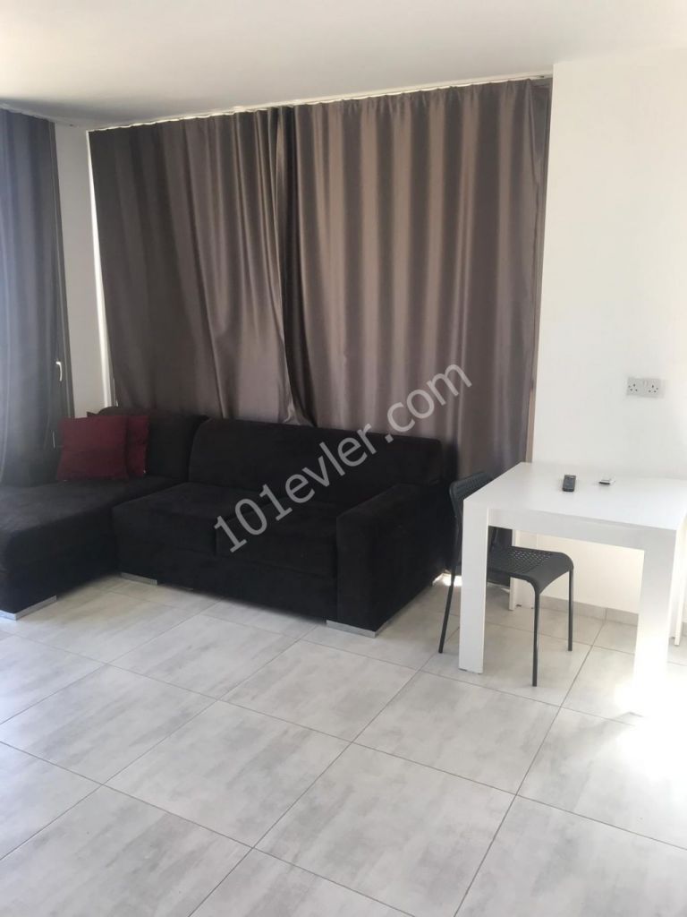 Flat To Rent in Yukarı Girne, Kyrenia