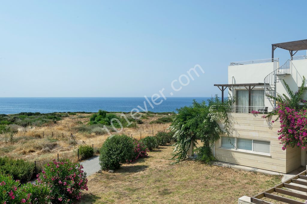 2 Bed Sea Front Penthouse Holiday  Apartment in Esentepe