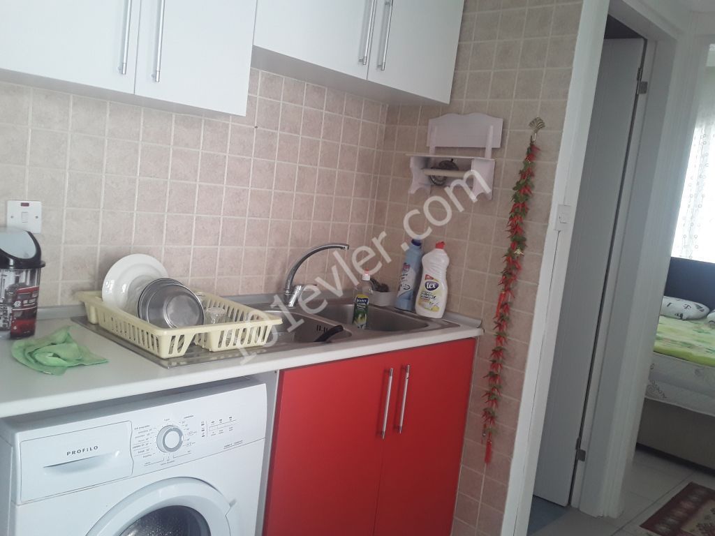 Flat To Rent in Girne Merkez, Kyrenia