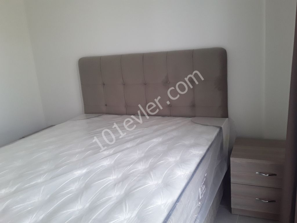 GİRNE MERKEZ'DE 3+1 EŞYALI KİRALIK DAİRE