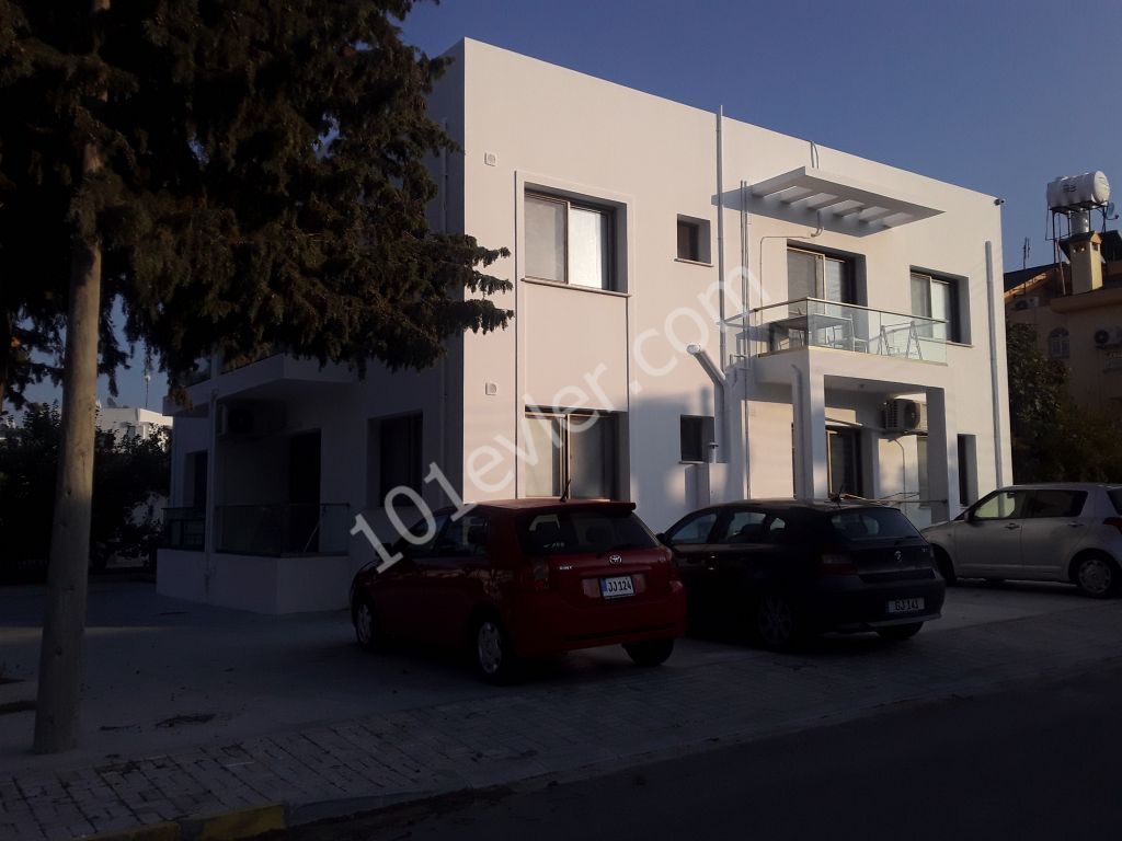 Flat To Rent in Karaoğlanoğlu, Kyrenia