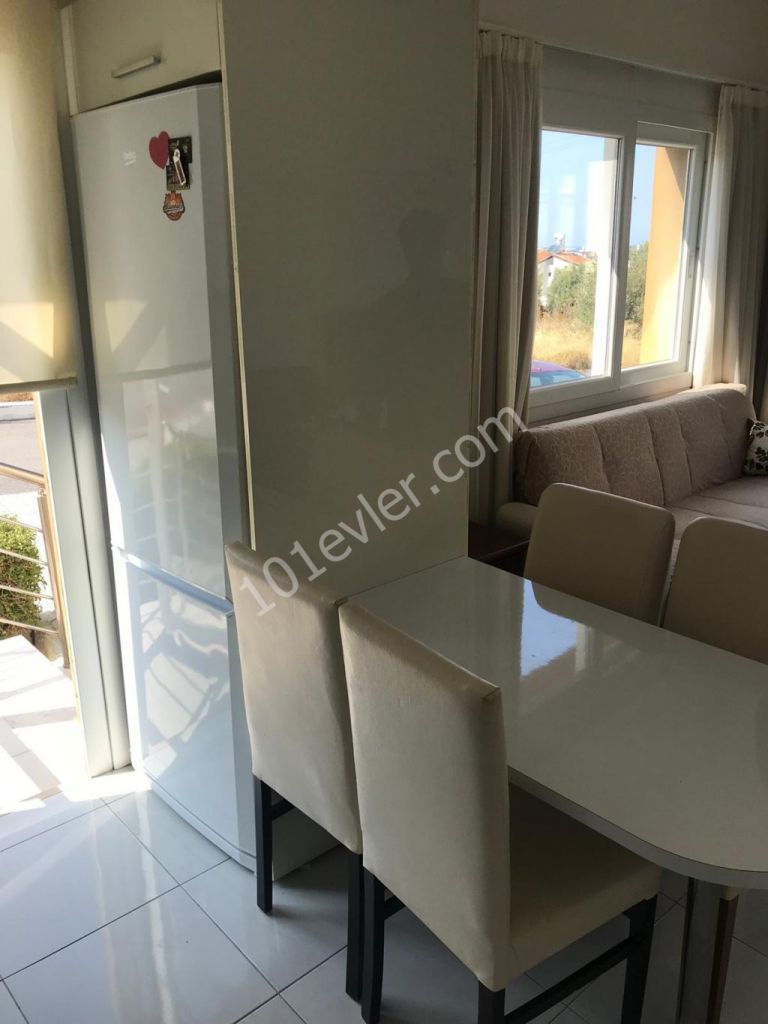 Flat To Rent in Alsancak, Kyrenia