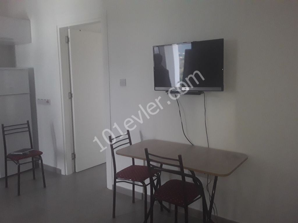 Flat To Rent in Karaoğlanoğlu, Kyrenia