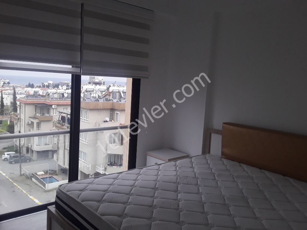 Flat To Rent in Girne Merkez, Kyrenia