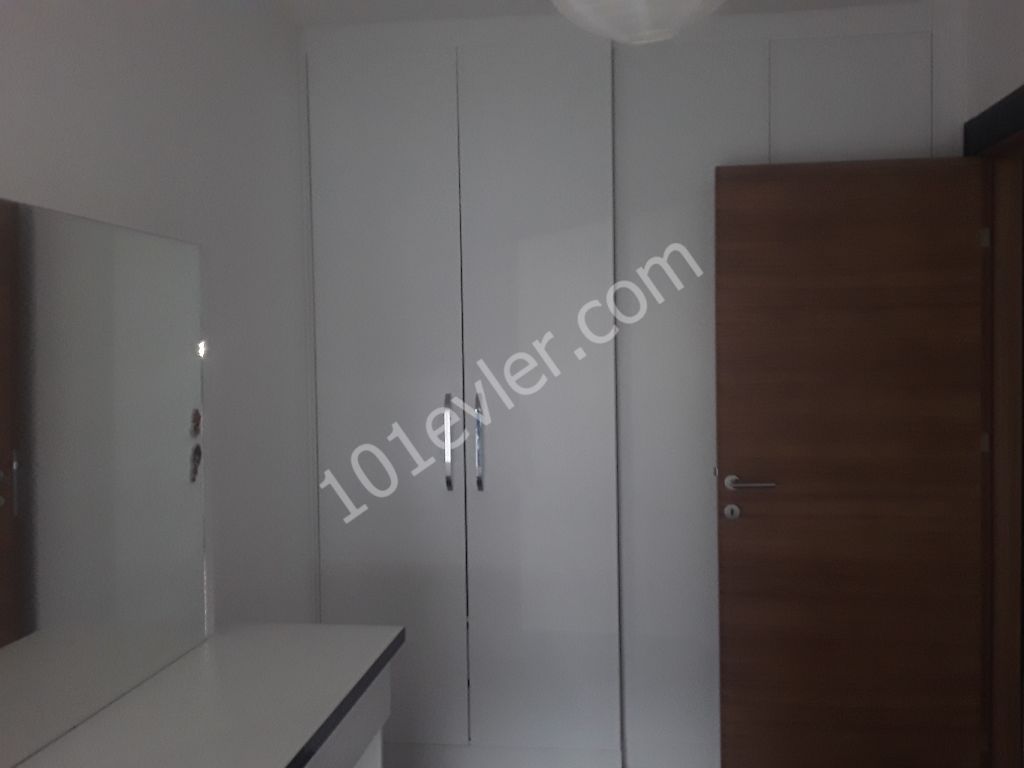 GİRNE MERKEZDE  2+1 FUL EŞYALI KİRALIK DAİRE