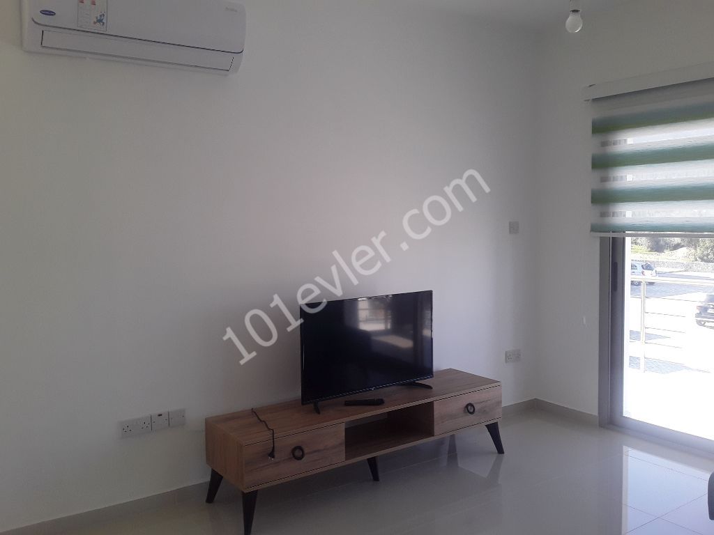 Flat To Rent in Alsancak, Kyrenia