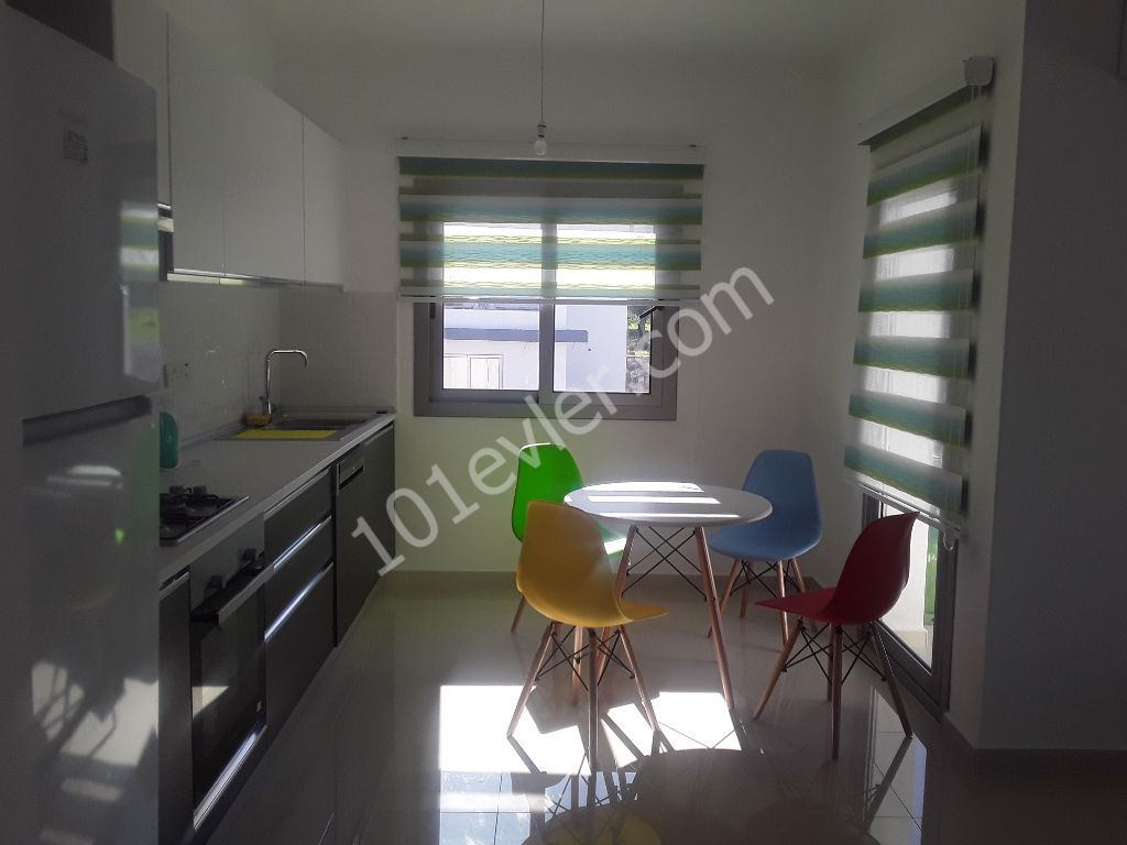 Flat To Rent in Alsancak, Kyrenia