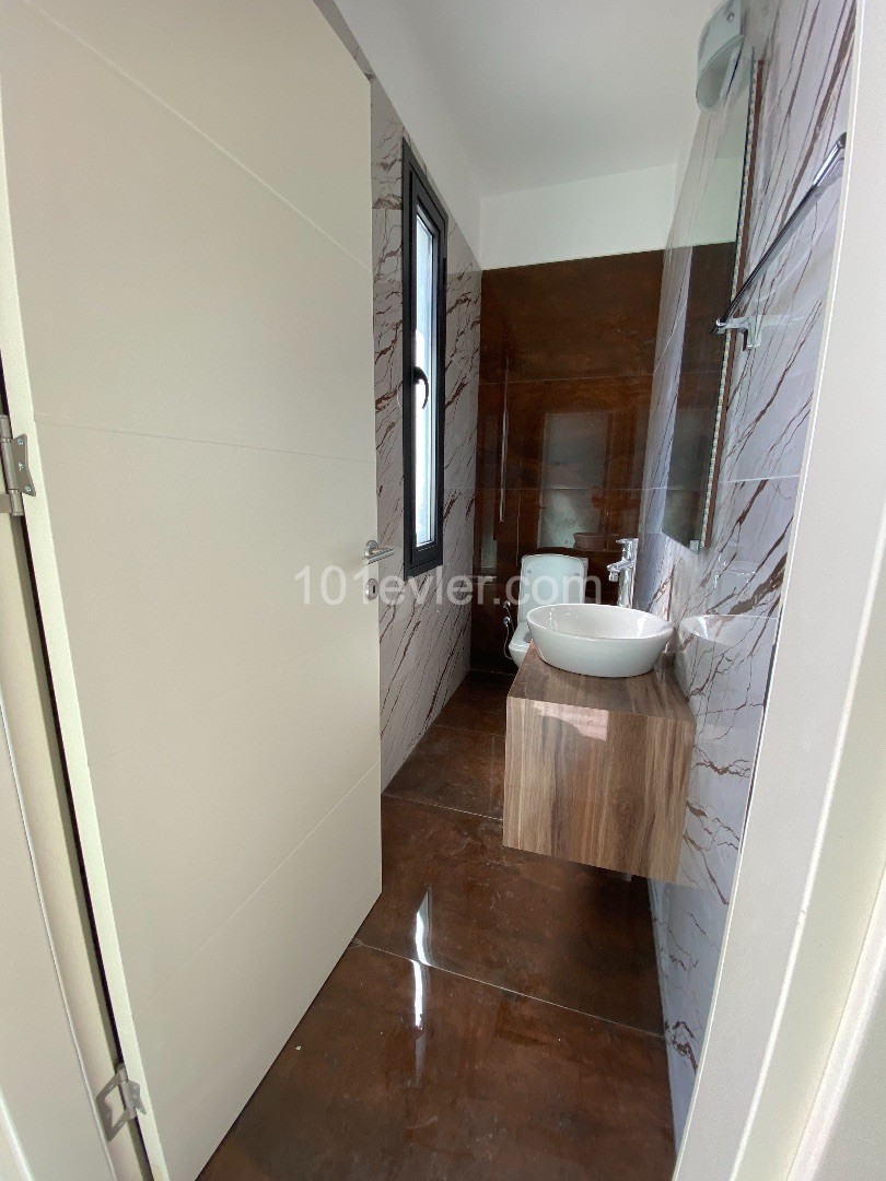 3+1 DUBLEKS ÖZEL HAVUZLU, ÖZEL ASANASÖRLÜ JAKUZİLİ EN-SUITE-BANYO PENTHOUSE