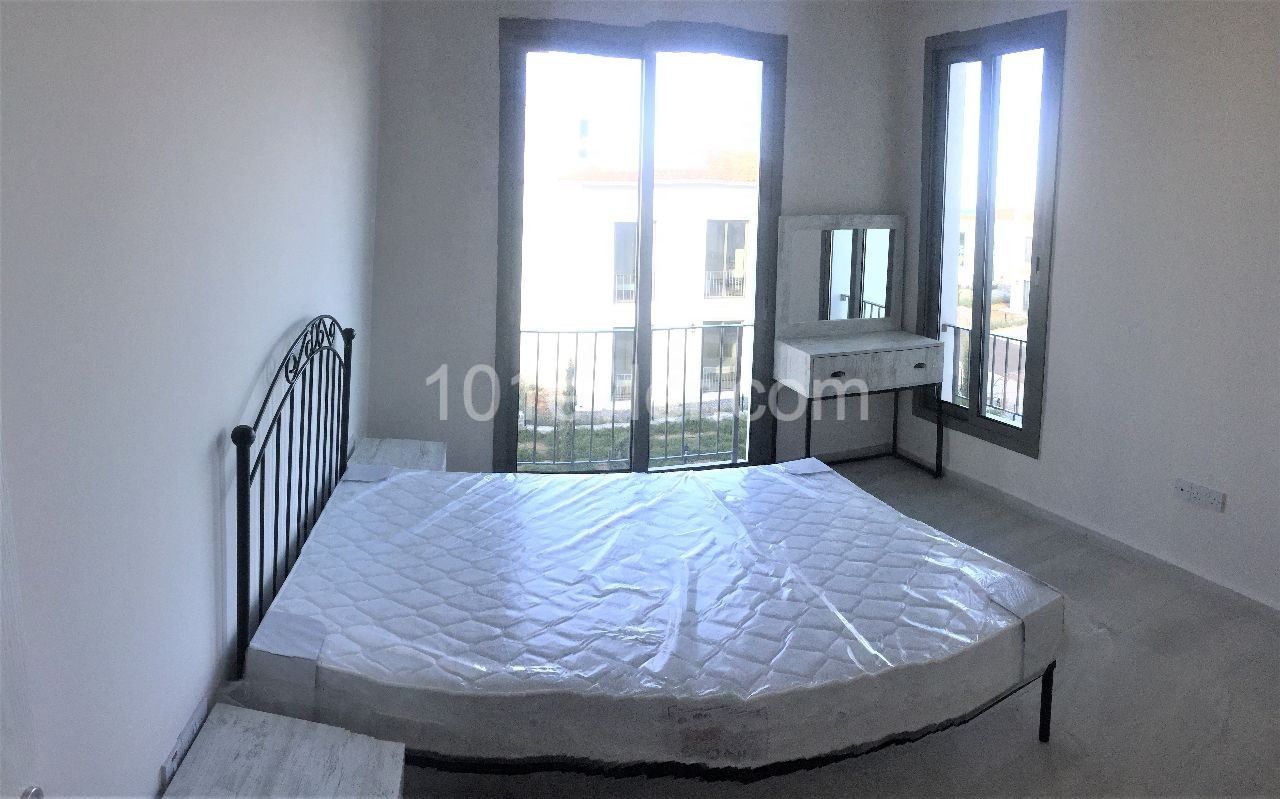 Flat To Rent in Alsancak, Kyrenia