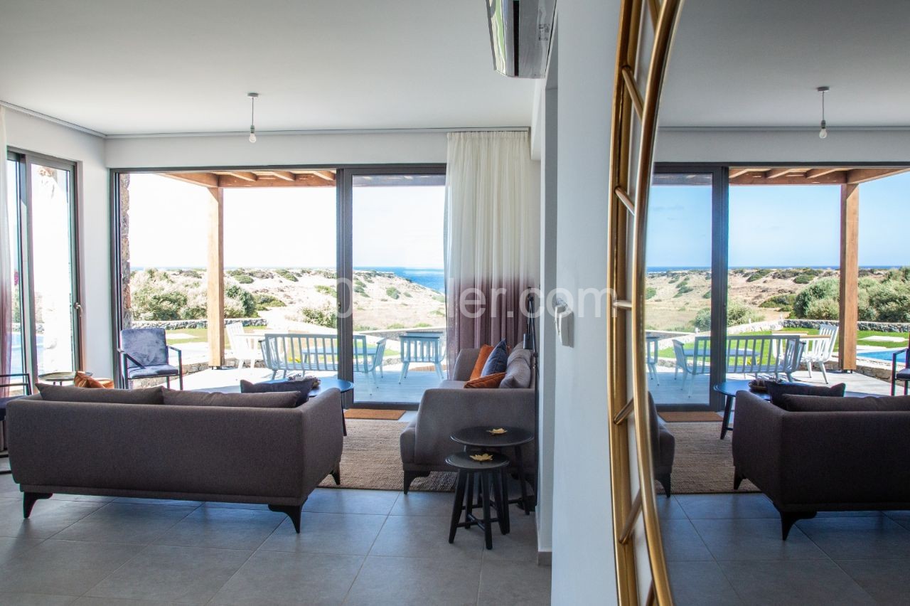 Bungalow For Sale in Alagadi, Kyrenia