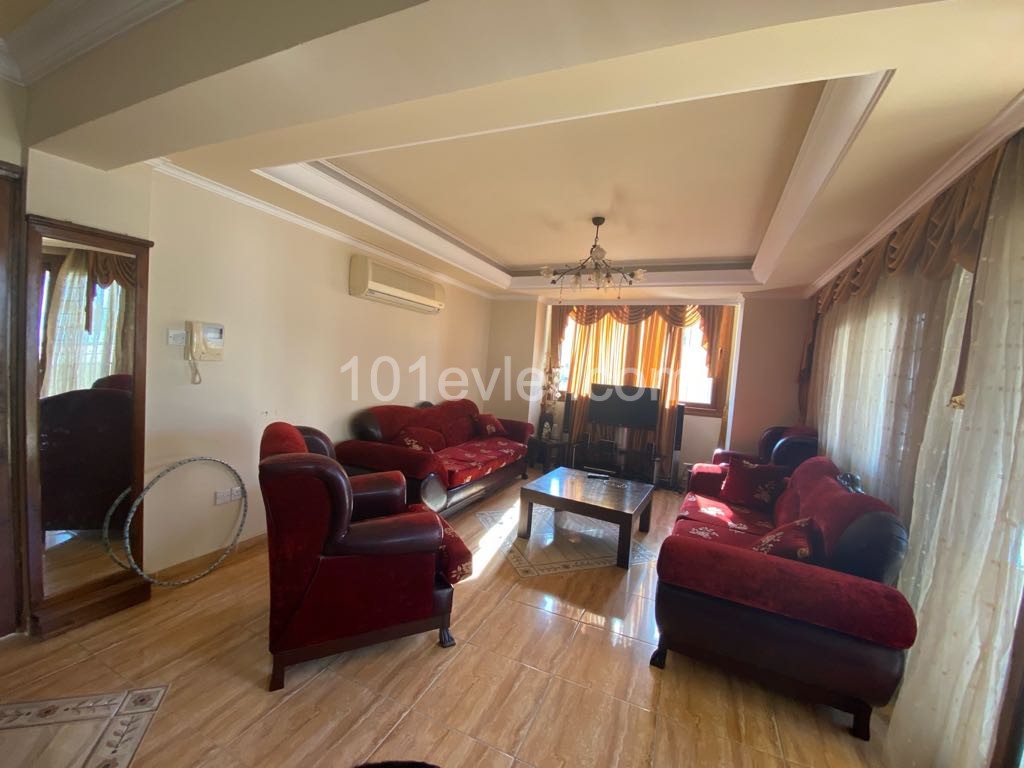 Flat To Rent in Girne Merkez, Kyrenia