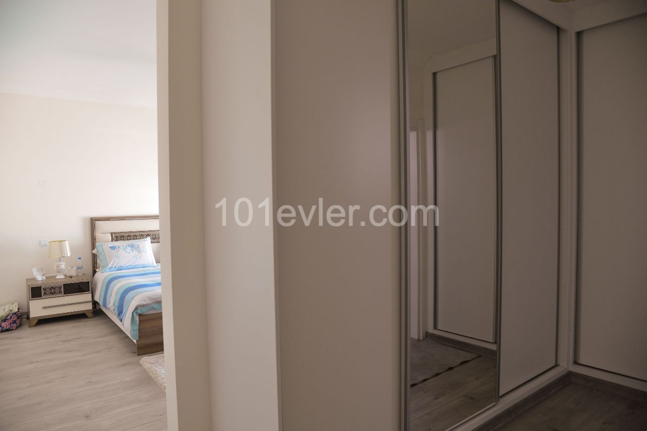 Penthouse For Sale in Girne Merkez, Kyrenia