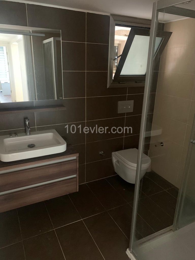 Girne merkezde lüks 3+1  kiralık daire 