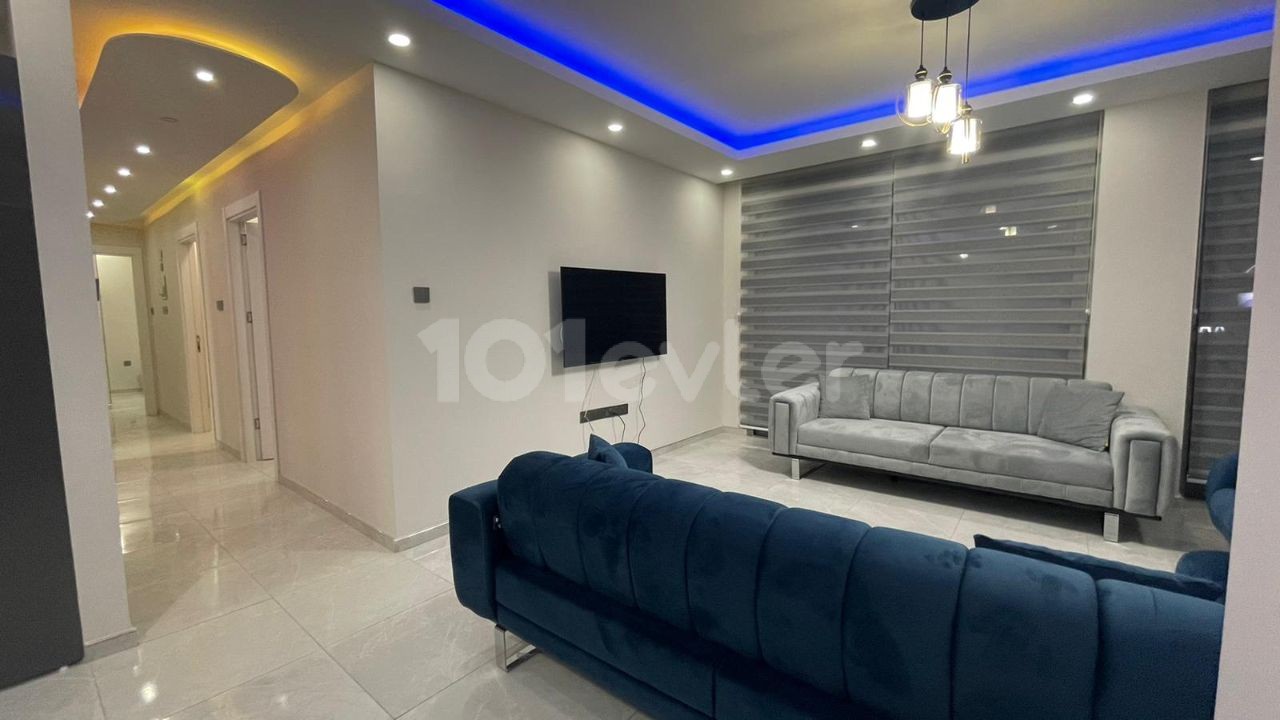 LUXURY 3+1 IN GIRNE CENTER WITH PRIVATE UNDERGROUND PARKING AREA 