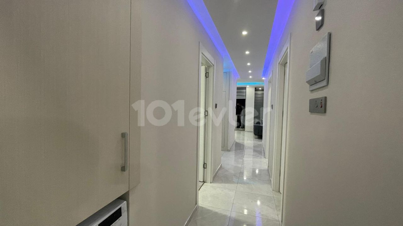 LUXURY 3+1 IN GIRNE CENTER WITH PRIVATE UNDERGROUND PARKING AREA 